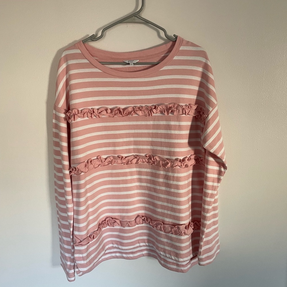 Crown & Ivy ruffle top